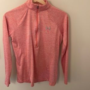 Women’s small petite pink Under Armour shirt. Great condition.